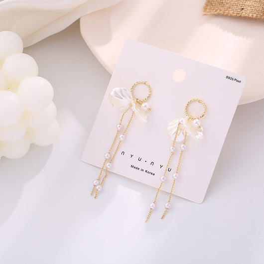 Aretes de Perla con Flecos Largos y Cierre de Tuerca - Image 6