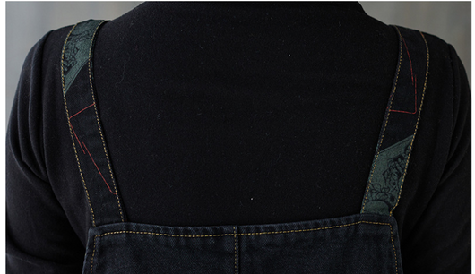 Jeans Casuales con Tirantes Estampados - Image 8