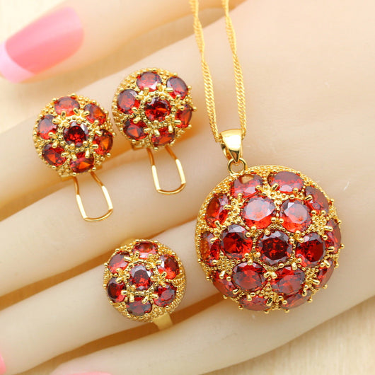 Conjunto de 4 Piezas: Aretes, Anillo y Pulsera con Circonitas Brillantes - Image 8
