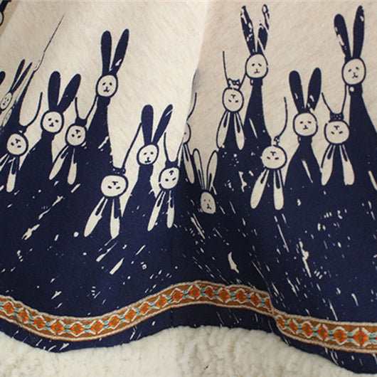 Capa de Conejo y Terciopelo - Image 3