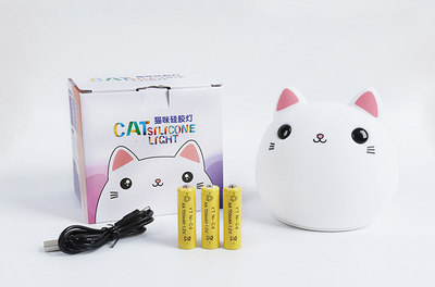 Lámpara LED Gato Adorable de Silicona - Image 5