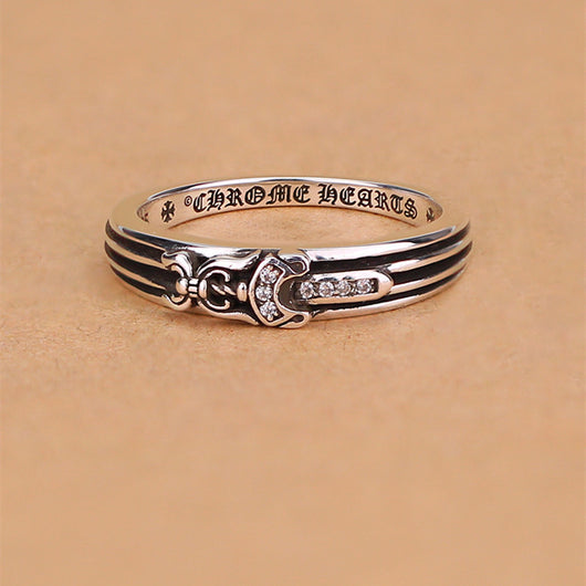 Anillo de Plata 925 con Espada y Daga de Diamantes - Image 6