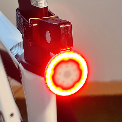 Luz Trasera para Bicicleta con Diseño Adorable - Image 2