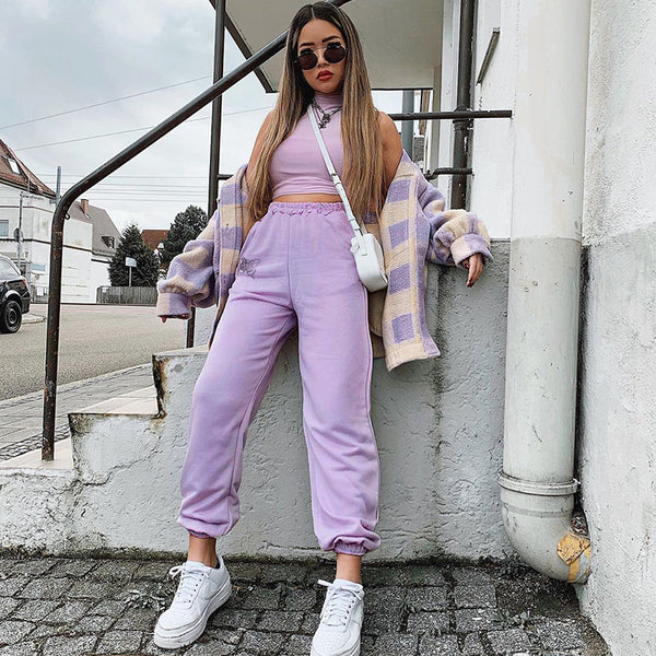 Pantalones de cintura alta con bordado de mariposas