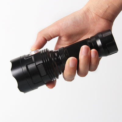 Linterna Táctica LED XHP90 de Alto Rendimiento - Image 5