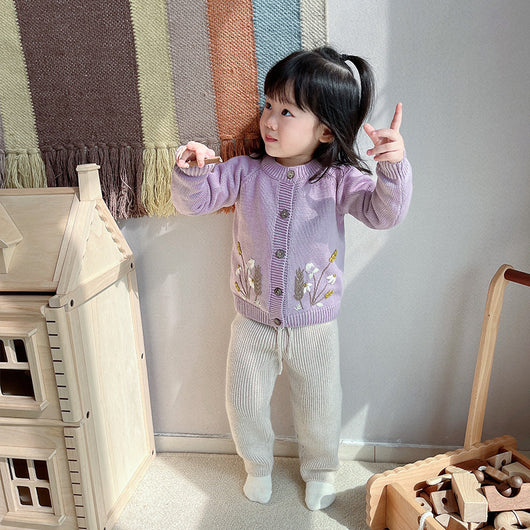 Conjunto de Cardigan Bordado a Mano para Niños con Gorro y Pantalón - Image 27