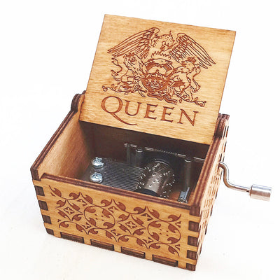 Caja de Música Tallada en Madera con Manivela - Viaje de Chihiro - Image 2
