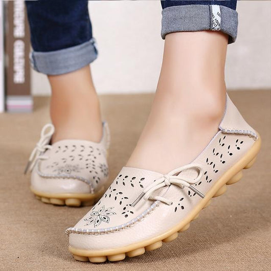 Zapatos Bajos Cómodos para Mamá con Diseño Perforado - Image 8
