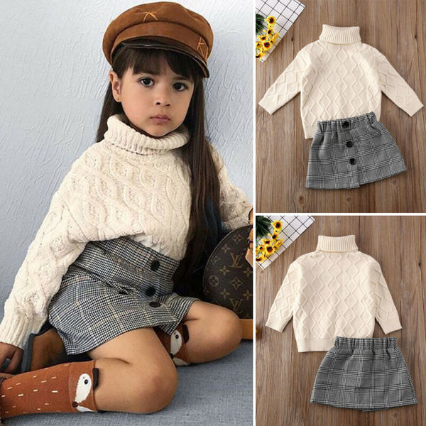 Conjunto Elegante: Suéter Cuello Alto + Falda Escocesa