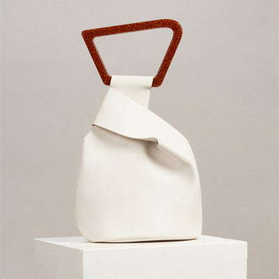 Bolso de Metal Elegante