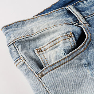 Jeans Slim Ajustados Blanco Roto con Parches Desgarrados y Detalles Vintage - Image 13