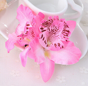 Pasador Floral Doble Orquídea Tailandesa para Novia - Accesorio para el Cabello - Image 13