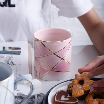 Taza de Cerámica Nórdica - Image 4