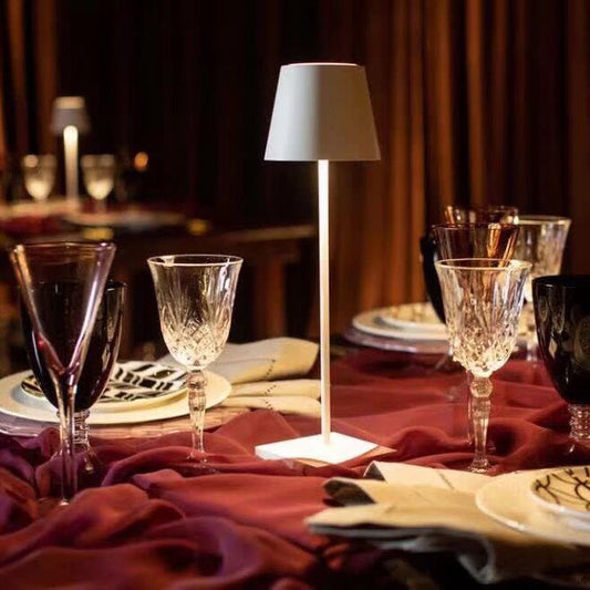 Lámpara de Mesa Inalámbrica con Atenuación Táctil para Exteriores