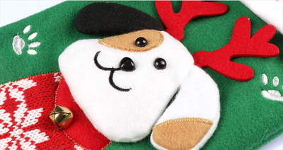 Bolsa de Regalos Navideños con Calcetines Estampados - Image 15