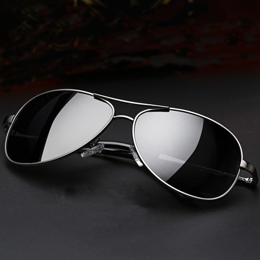 Gafas de Marco Grande en Metal - Estilo Moderno y Elegante