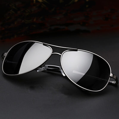 Gafas de Marco Grande en Metal - Estilo Moderno y Elegante