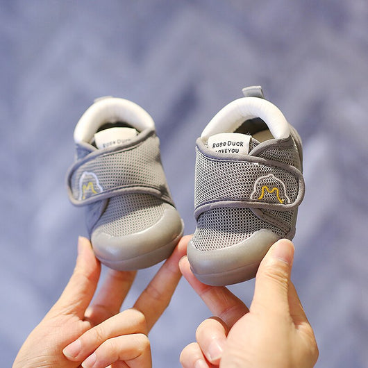 Zapatos Infantiles con Malla Transpirable y Suela Suave - Image 4