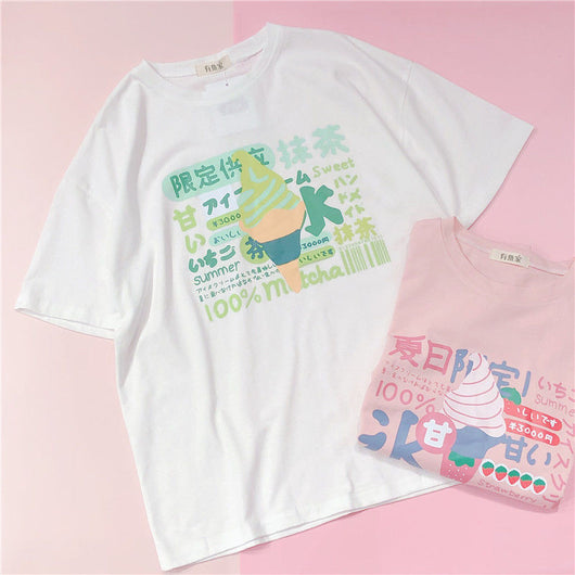 Playera Suelta con Estampado Kawaii de Manga Corta