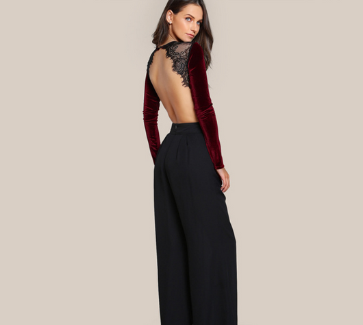 Jumpsuit Ajustado de Encaje Espalda Abierta para Verano - Image 6