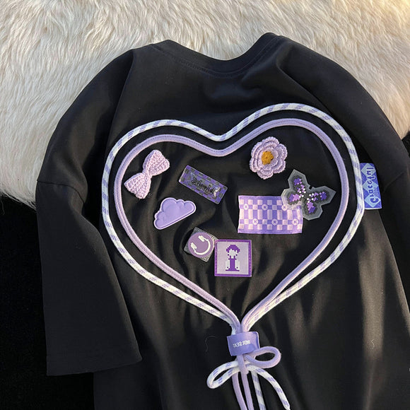 Playera Femenina Manga Corta con Diseño de Corazón