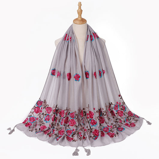 Chal de Viaje Elegante con Bordado Artesanal - Image 14