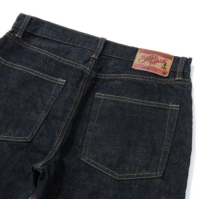 Jeans Slim Rojo Intenso de Corte Clásico - Image 28