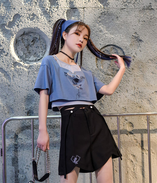 Conjunto Deportivo Moderno: Remera y Shorts de Diseño