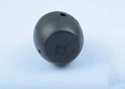 Ocarina de Barro Negro de 8 Orificios - Image 4