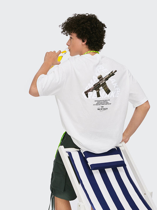 Camiseta Suelta Hombro Caído con Estampado Triángulo - Diseño Urbano Versátil - Image 2