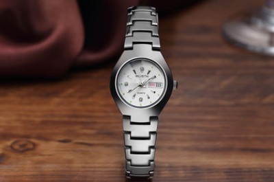 Reloj Luminoso de Acero Tungsteno para Pareja - Resistente al Agua con Calendario - Image 8