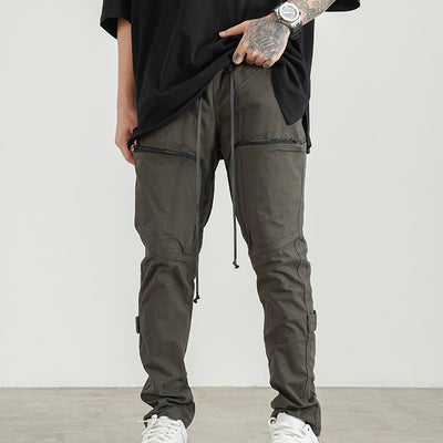 Pantalones Cargo con Bolsillos Amplios y Corte Ajustado