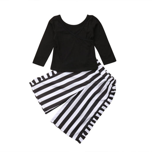 Conjunto Infantil de Moda: Playera Negra + Pantalón Rayas Ancho
