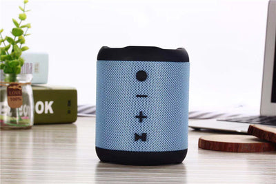 Parlante Bluetooth Portátil Mini con Correa - Image 7
