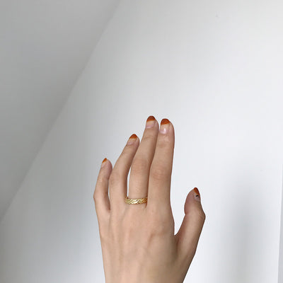 Anillo Abierto Trenzado de Rama de Olivo - Image 2