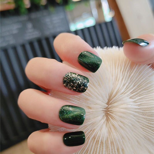 Uñas Postizas Desprendibles con Diamantes Esmeralda - Set de 24 Piezas Acabadas