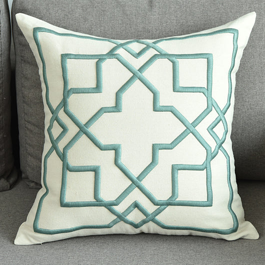 Funda de Almohada Decorativa de Algodón y Lino con Bordado Geométrico - Image 8