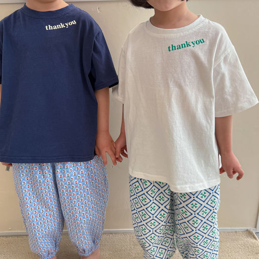 Camiseta Infantil Cuello Redondo con Estampado de Letras