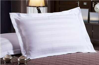 Juego de Cama de Hotel de Cuatro Piezas - Image 5