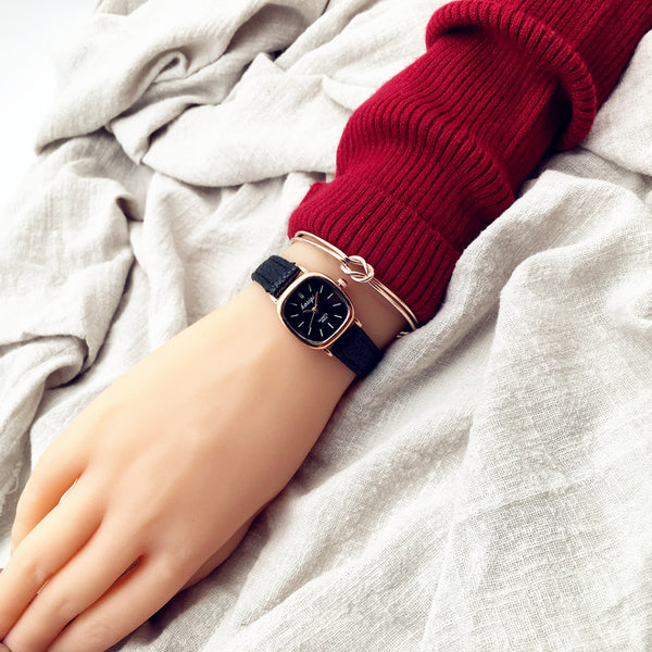 Reloj Minimalista de Correa Fina con Diseño Retro - Image 13
