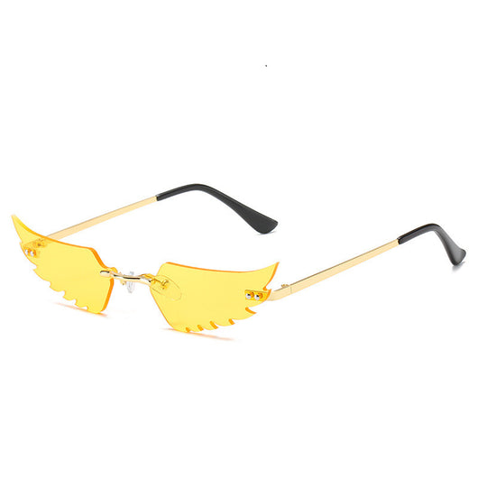 Red angel wings sunglasses with gold metal arms and black earpieces, featuring a unique rimless design. - Image 18