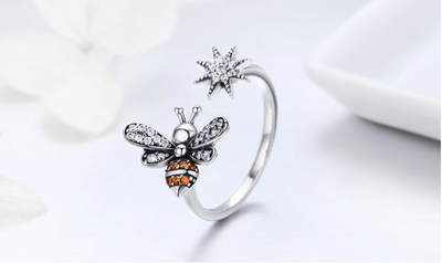 Anillo Ajustable de Plata 925 con Abeja y Diamante - Diseño Elegante