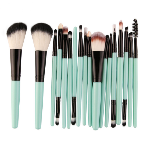 Set Profesional de 18 Brochas de Maquillaje MAANGE con Diseño Abanico