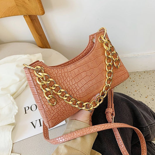 Bolso de Mano con Cadena Gruesa Axilar - Image 4