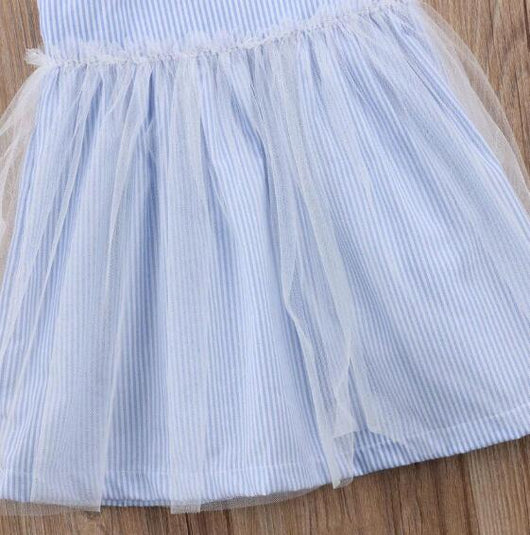 Vestido Infantil con Tirantes Cómodo y Adorable - Image 3