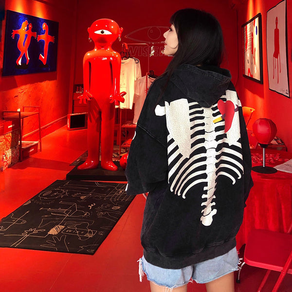 Sudadera con Capucha Estampado Corazón Óseo