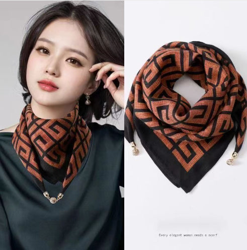 Pañuelo de Seda Cuadrado con Hebilla Magnética para Mujer - Accesorio Invierno - Image 3