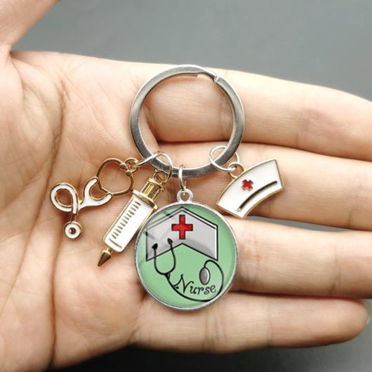 Llavero Multifuncional Estetoscopio y Jeringa para Profesionales Médicos - Image 4