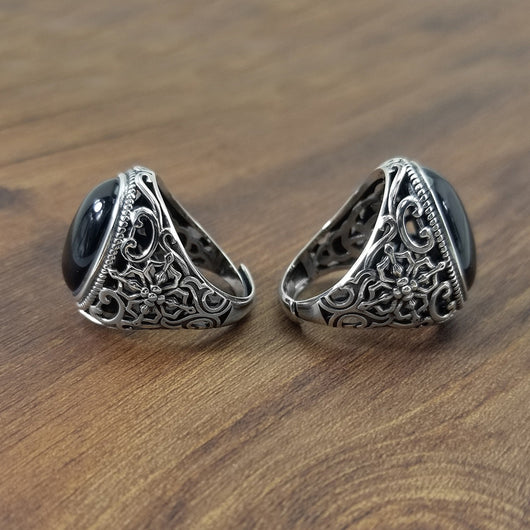 Anillo de Plata Tailandés Retro con Ágata Negra - Image 2