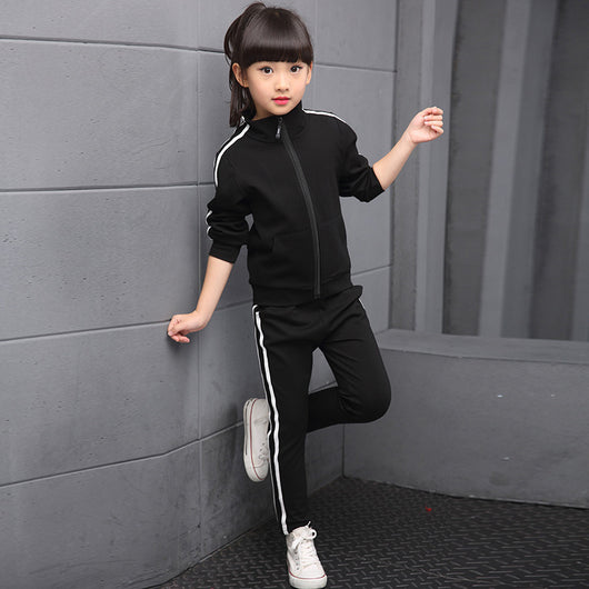 Conjunto Deportivo Blanco para Hombre y Niña - Image 5